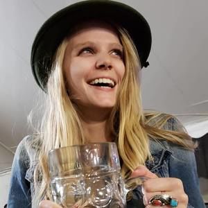 Meet your Posher, Kasey